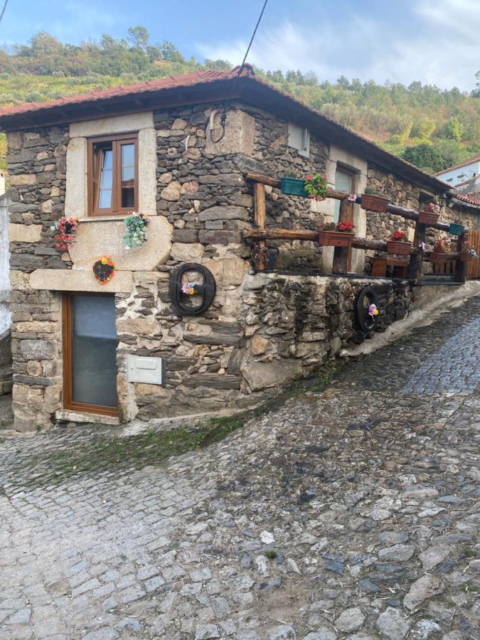Casa Das Flores Lamego Exterior photo